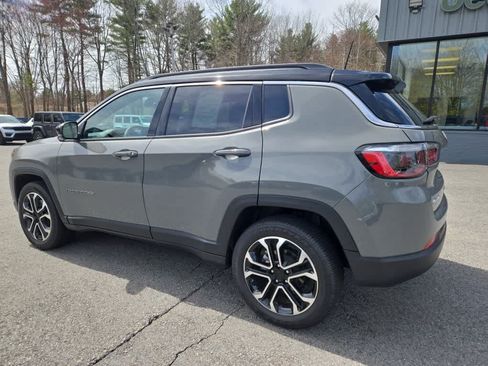 Used 2024 Jeep Compass Limited AWD/4WD image 17