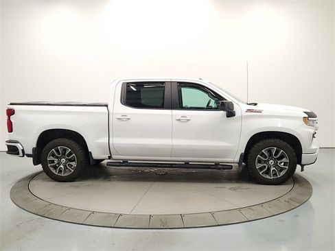 Used 2024 Chevrolet Silverado 1500 RST w/ Convenience Package II image 8
