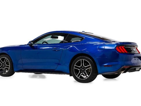 Used 2018 Ford Mustang Premium w/ Equipment Group 201A RWD image 4