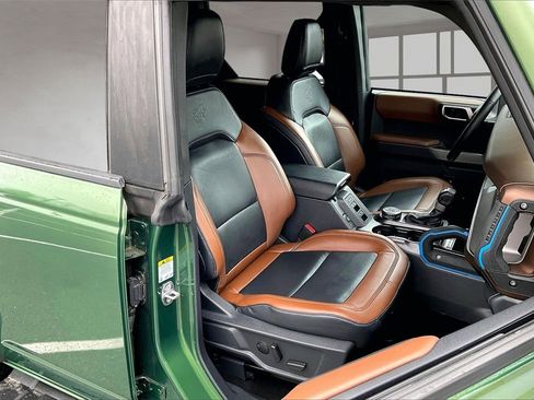 Used 2022 Ford Bronco Outer Banks w/ Sasquatch Package image 28