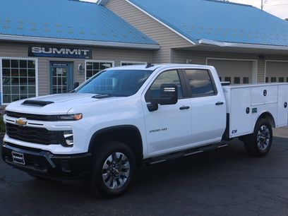 Used 2025 Chevrolet Silverado 2500 Custom w/ Custom Value Package