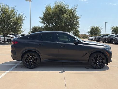 Used 2022 BMW X6 xDrive40i w/ M Sport Package AWD/4WD image 8