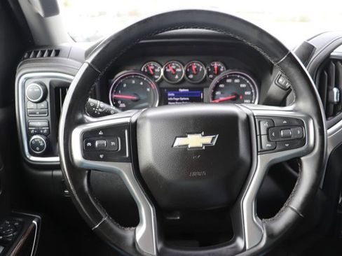Used 2023 Chevrolet Silverado 2500 LT image 17