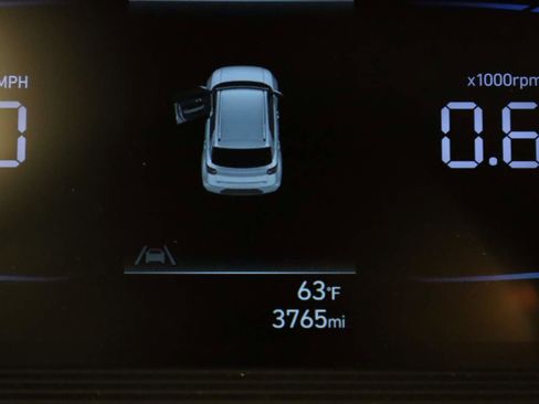 Used 2026 Hyundai Venue SEL FWD image 8
