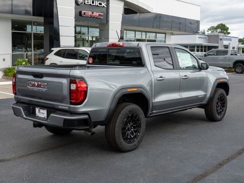 New 2026 GMC Canyon Elevation w/ Convenience Package image 3