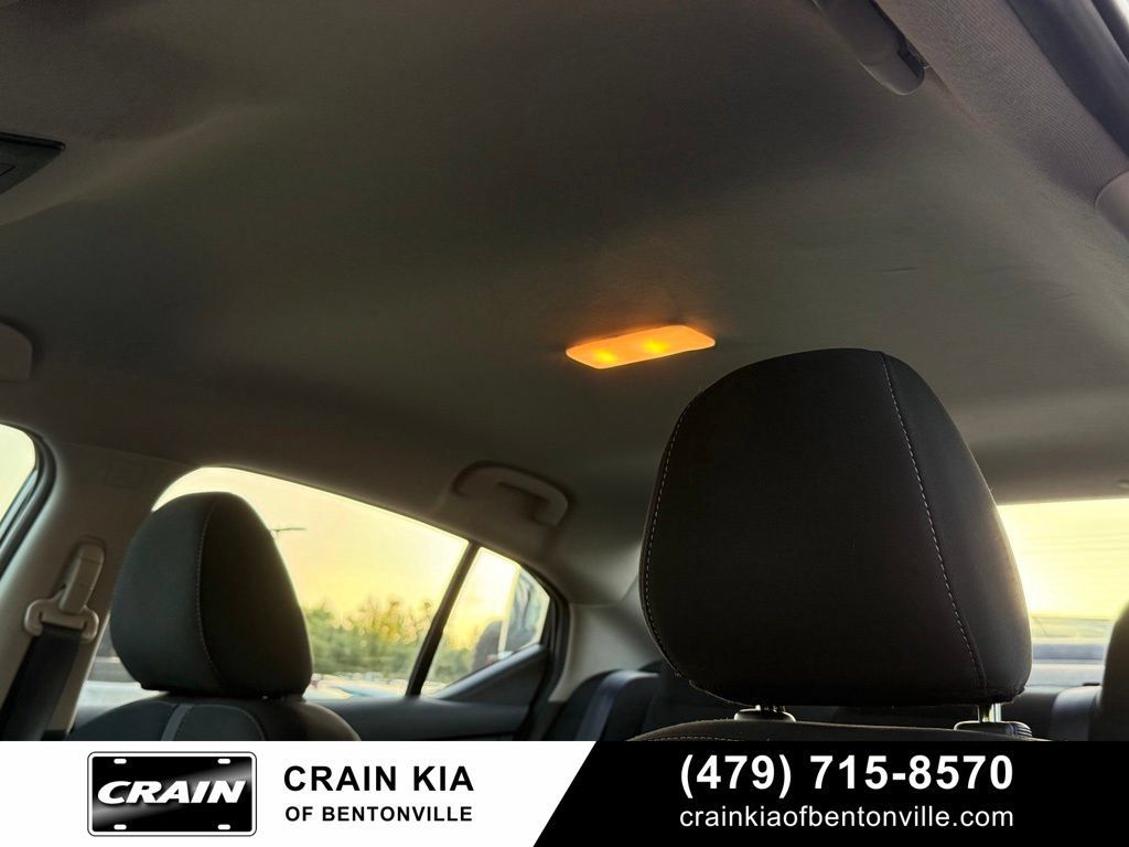 Used 2025 Nissan Sentra SV FWD image 22
