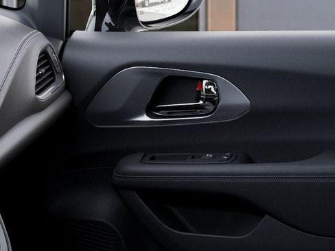 New 2026 Chrysler Pacifica Select image 51