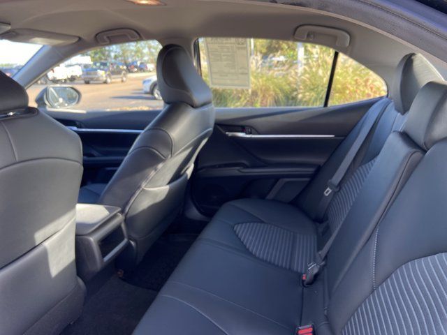 Used 2024 Toyota Camry SE FWD image 17