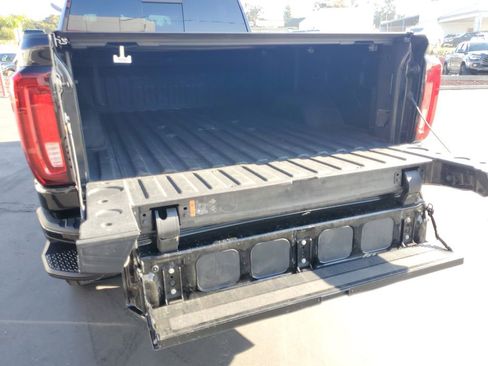 Used 2022 GMC Sierra 2500 Denali w/ Denali Ultimate Package image 31