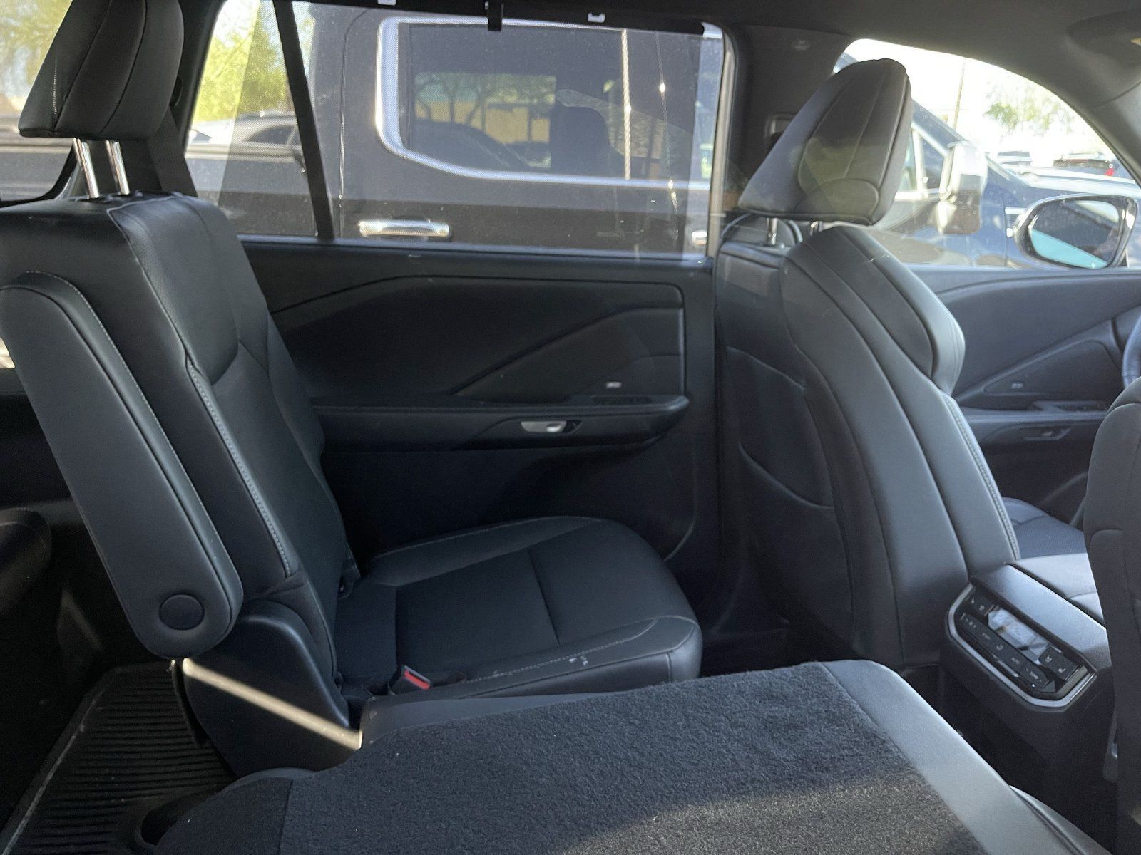 Used 2025 Lexus TX 500h AWD w/ Technology Package image 7