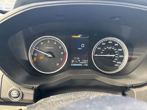 Used 2022 Subaru Forester Limited w/ Popular Package #2 image 4