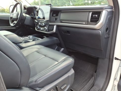 Certified 2023 Ford Expedition Max XLT AWD/4WD image 9