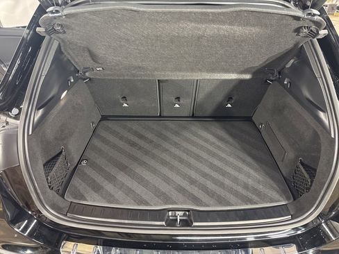 Used 2026 Mercedes-Benz GLA 250 4MATIC image 23