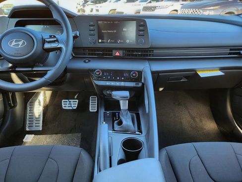 Certified 2026 Hyundai Elantra Sport image 19