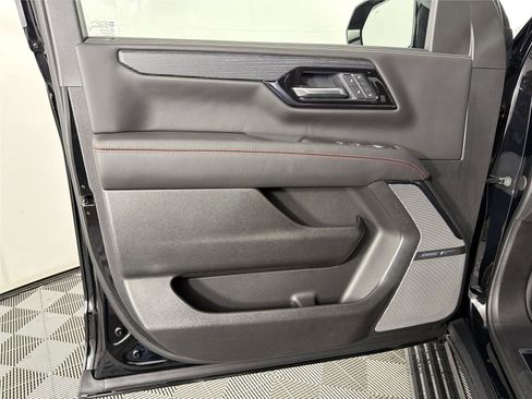 New 2026 GMC Yukon AT4 Ultimate AWD/4WD image 9