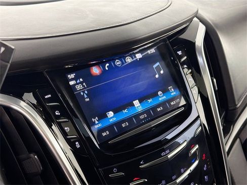Used 2020 Cadillac Escalade Platinum image 14