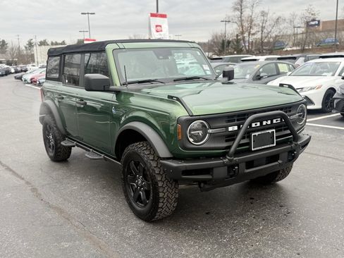 Used 2022 Ford Bronco Black Diamond image 11