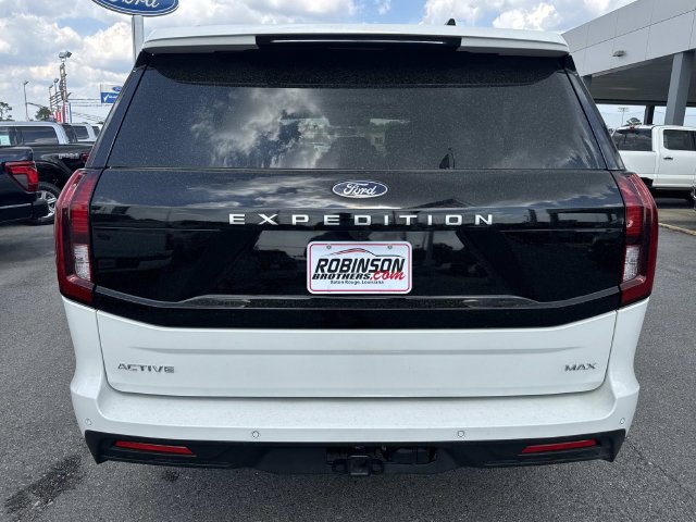 New 2026 Ford Expedition Max Active RWD image 6