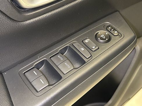 Certified 2024 Honda CR-V EX image 21