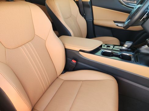 Used 2025 Lexus NX 250 FWD w/ Accessory Package (2T) image 15