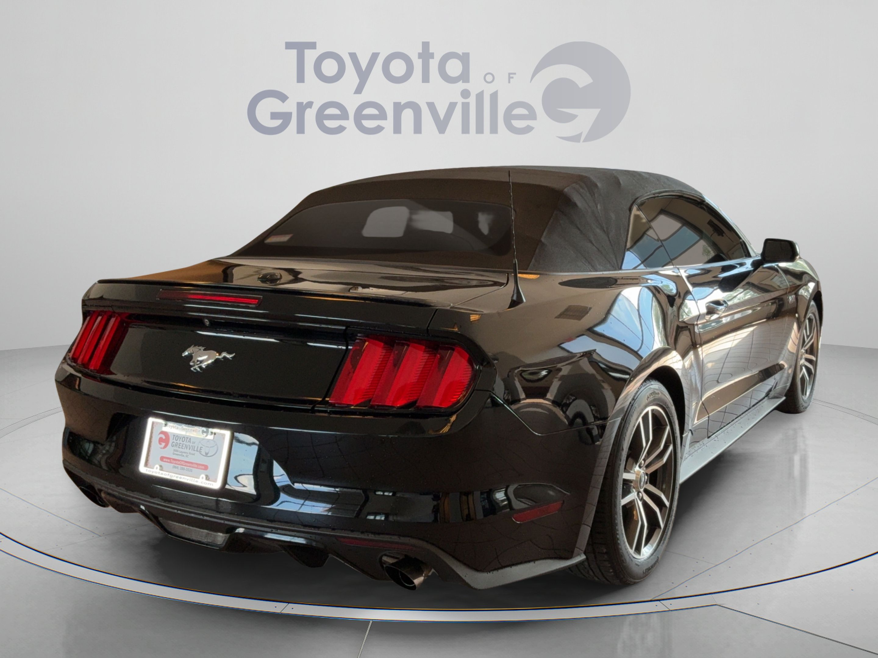 Used 2017 Ford Mustang Premium RWD image 6