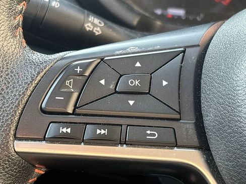 Used 2021 Nissan Kicks SR w/ SR Premium Package image 17