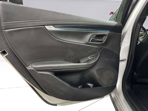 Used 2016 Chevrolet Impala LTZ FWD image 31