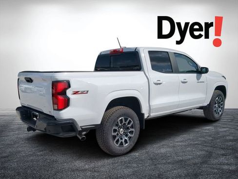 New 2025 Chevrolet Colorado Z71 image 3