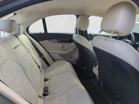 Used 2015 Mercedes-Benz C 300 4MATIC Sedan image 22