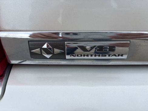 Used 2008 Cadillac DTS w/ Sun And Sound Package image 29