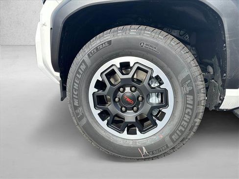 New 2025 Toyota 4Runner TRD Off-Road Premium image 16