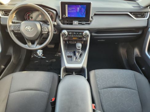 Used 2025 Toyota RAV4 XLE FWD image 20