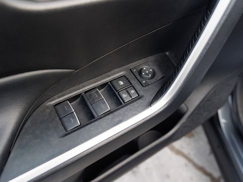 Certified 2025 Toyota RAV4 XLE image 31