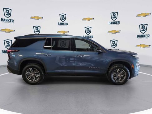 New 2026 Chevrolet Traverse LT FWD image 9