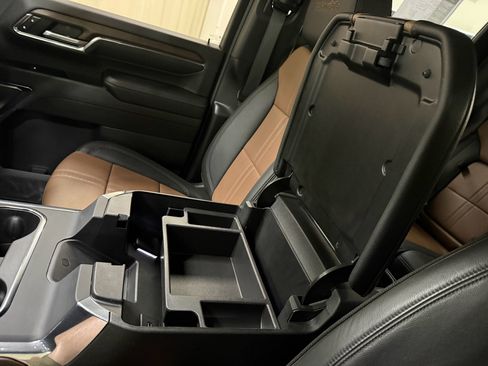 Used 2024 Chevrolet Silverado 2500 High Country AWD/4WD image 42