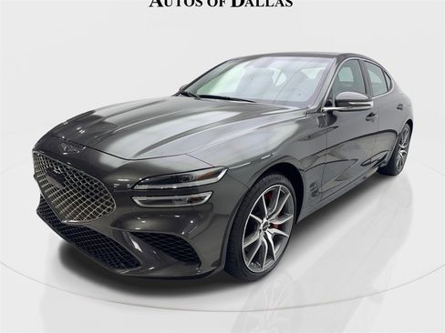 Used 2025 Genesis G70 2.5T image 2