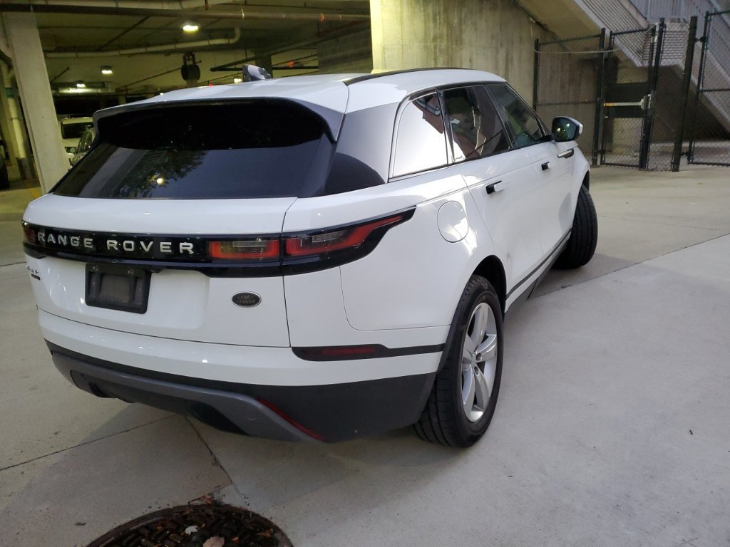 Used 2018 Land Rover Range Rover Velar S AWD/4WD image 9