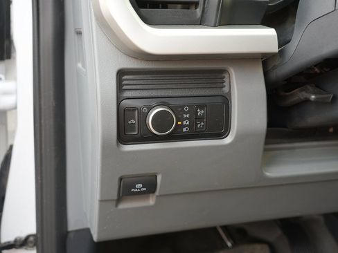 Used 2023 Ford F250 XL w/ FX4 Off-Road Package AWD/4WD image 16