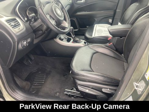 Used 2018 Jeep Compass Latitude image 11