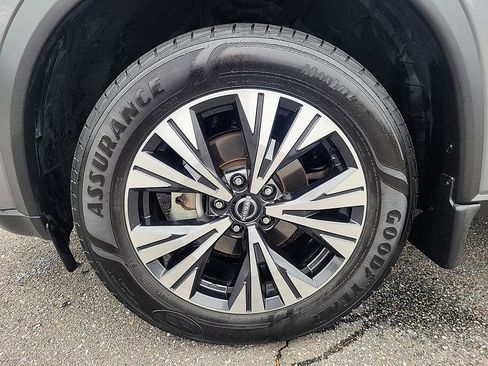 Certified 2023 Nissan Rogue SV w/ SV Premium B Package image 8