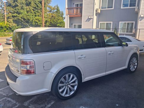 Used 2013 Ford Flex SEL FWD image 5