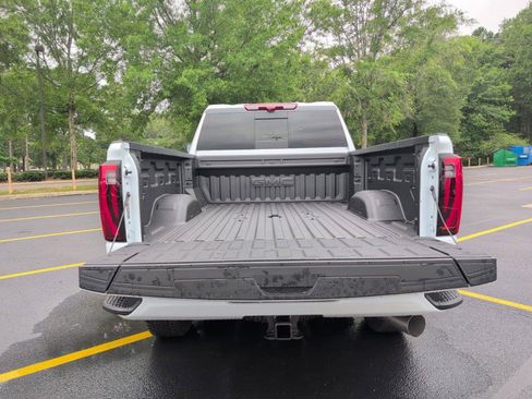 New 2026 GMC Sierra 2500 Denali w/ Denali Reserve Package AWD/4WD image 5