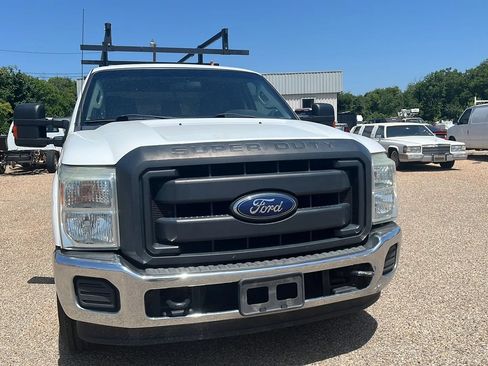 Used 2015 Ford F250 XL w/ Power Equipment Group RWD image 6