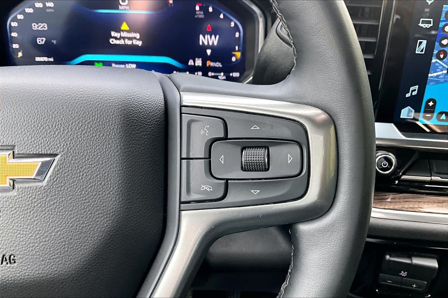 Used 2026 Chevrolet Silverado 1500 LT AWD/4WD image 25