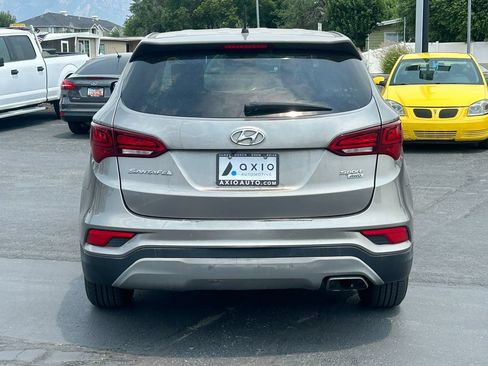 Used 2018 Hyundai Santa Fe Sport AWD/4WD image 7