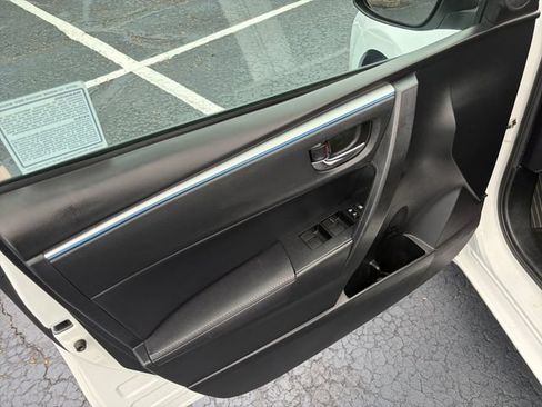 Used 2016 Toyota Corolla S FWD image 25