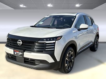 New 2025 Nissan Kicks SV w/ SV Premium Package