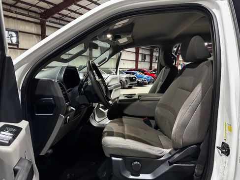 Used 2022 Ford F250 XLT w/ FX4 Off-Road Package image 13