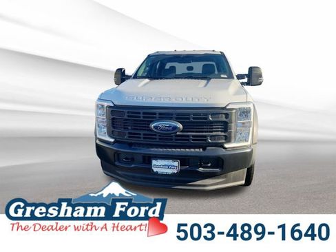 Used 2024 Ford F450 XL image 3