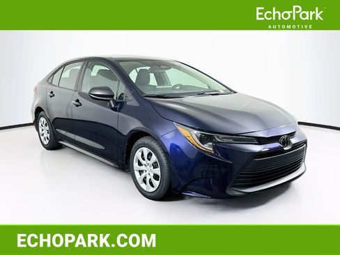 Used 2024 Toyota Corolla LE FWD image 1